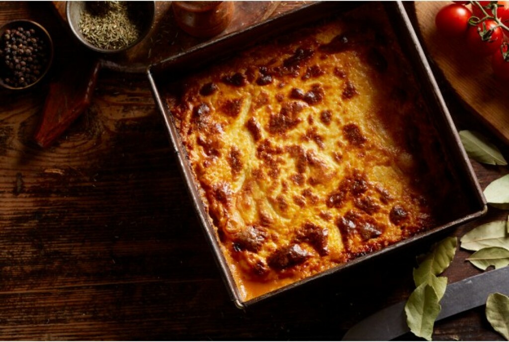 keto lasagna with layers of gouda as the pasta sheet